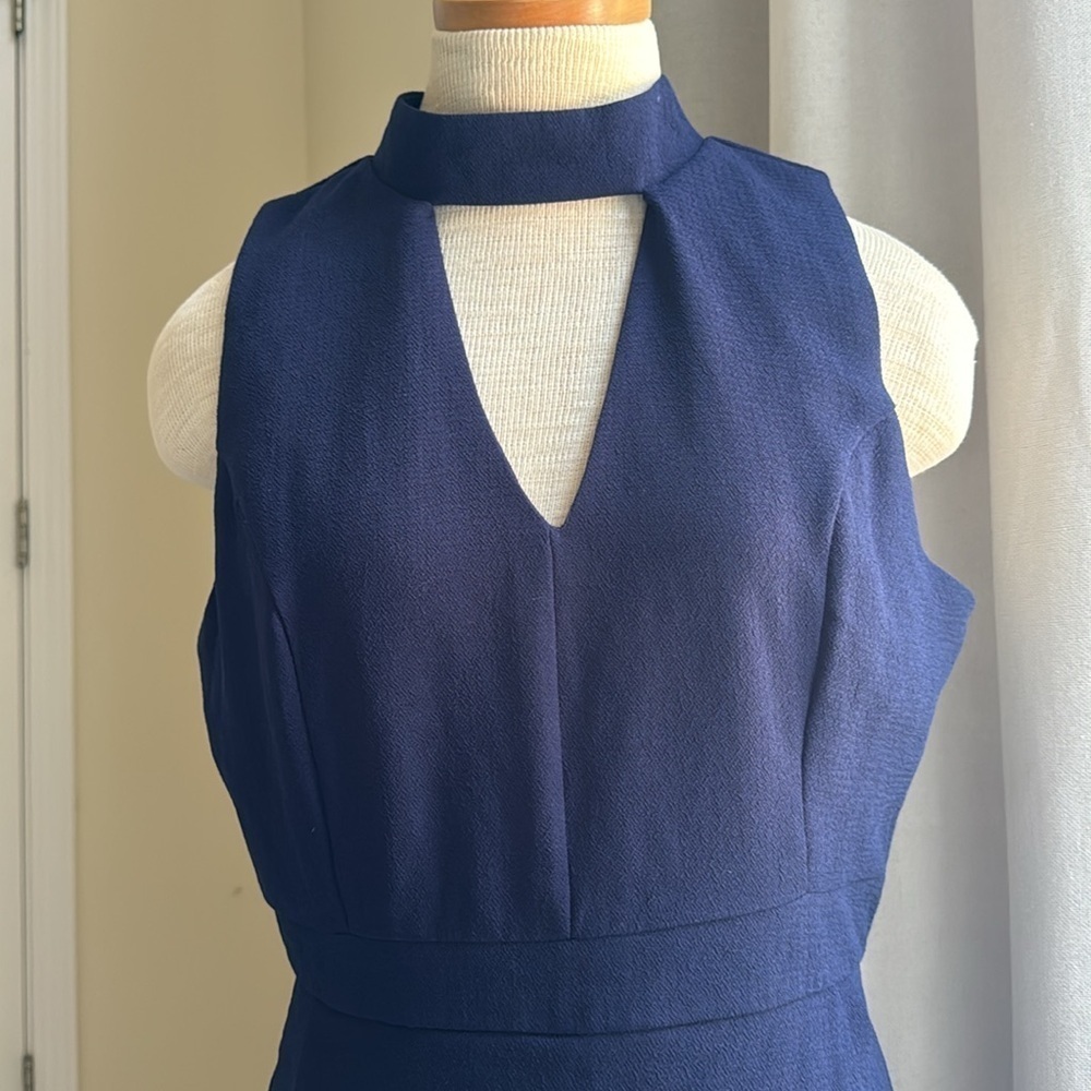 She + Sky Navy Sleeveless Mini Dress - Picture 2 of 4